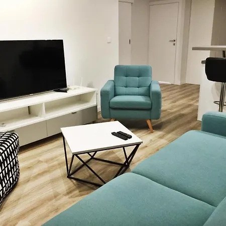 Zajezdnia Mtp * بوزنان